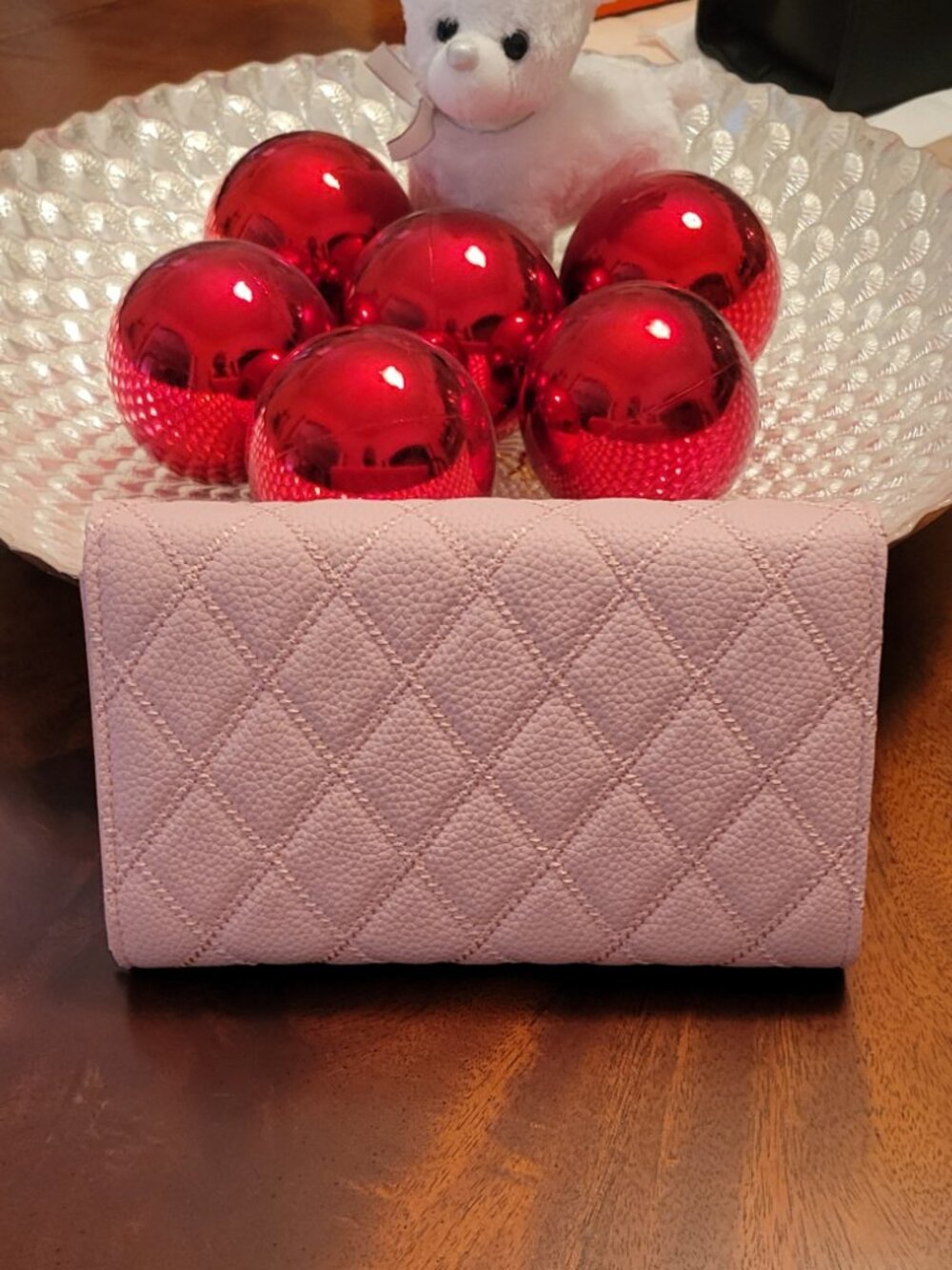 Pretty Pink wallet on chain!
